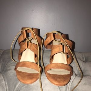 Brand new tan lace up heel